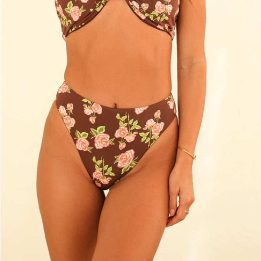 Dippin Daisies Seashore High Waist Cheeky Bikini Bottom in Rosebud size XL